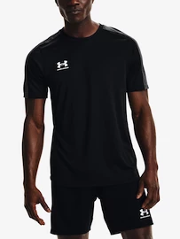 Maglietta da uomo Under Armour Challenger Training Top-BLK