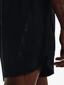 Pantaloncini da uomo Under Armour  LAUNCH 7'' GRAPHIC SHORT-BLK