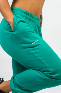 Pantaloni tuta da donna Nebbia GYM TIME Oversized Joggers With Pockets 281 green