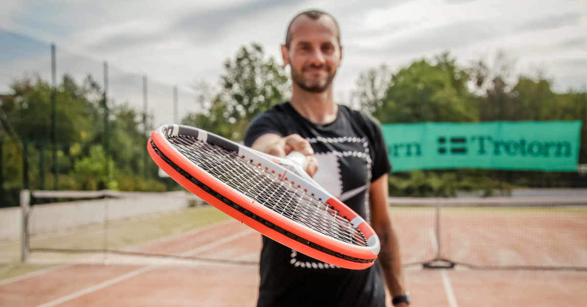 Zdeněk Hrabálek con le racchette da tennis Babolat Pure Strike 2020