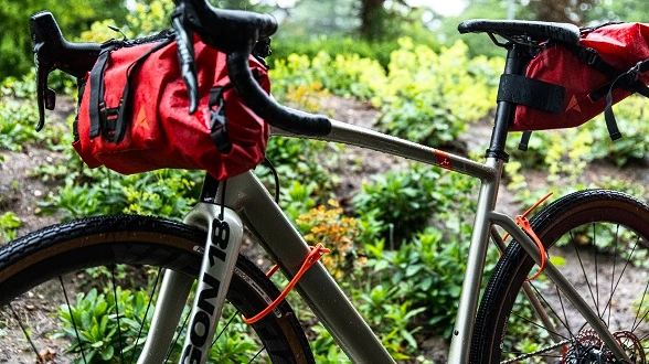 Hiplok Z Lok bicicletta cintura di serraggio sul portapacchi