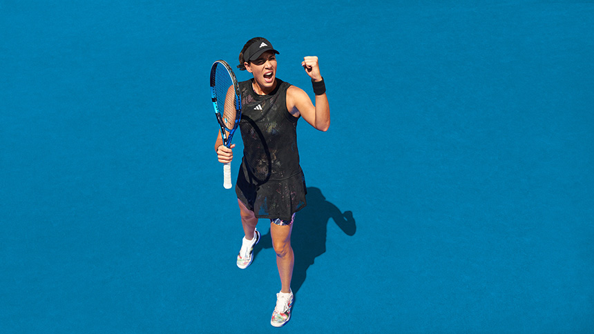 Garbine Muguruza con l'abbigliamento da tennis adidas Melbourne 2023